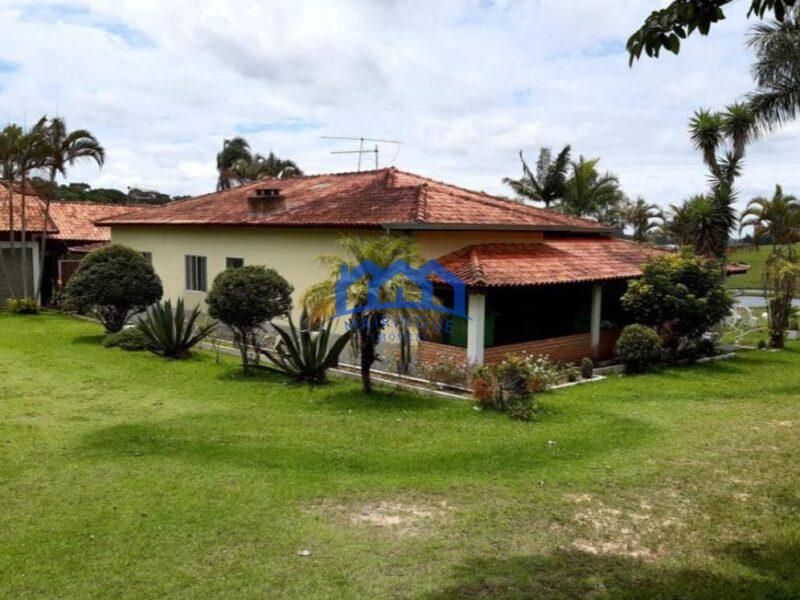 Sitio/Fazenda à Venda, com 53 alqueires por R$ 17.000.000 Cód. ch2251