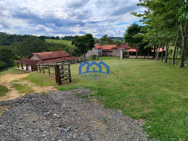 Sitio/Fazenda à Venda, com 53 alqueires por R$ 17.000.000 Cód. ch2251