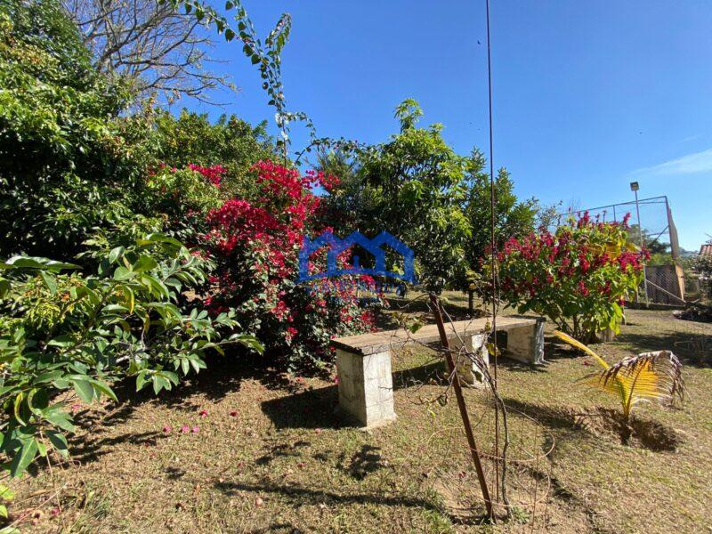Chácara com 2 quartos e 2 banheiros com 1.000 m² à Venda, por R$ 550.000 Cód. ch2254
