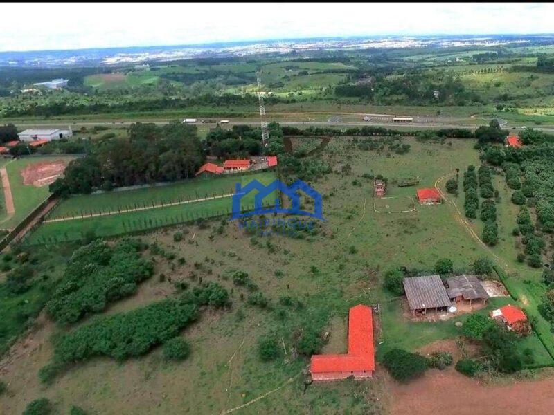 Sitio/Fazenda com 11,28 alqueires à Venda, por R$ 17.758.260,00 Cód. ch2255