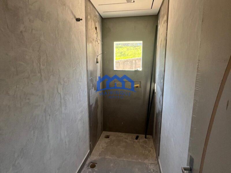 Chácara com 4 quartos e 3 banheiros com 1.000 à Venda, por R$ 910.000 Cód. ch2258