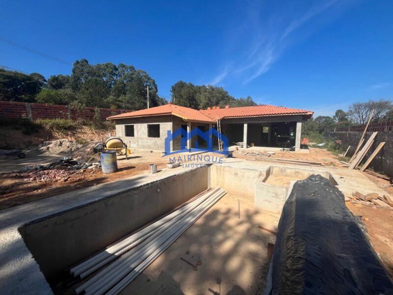 Chácara com 3 quartos e 2 banheiros com 1.100 m², por R$ 750.000 Cód. ch2259