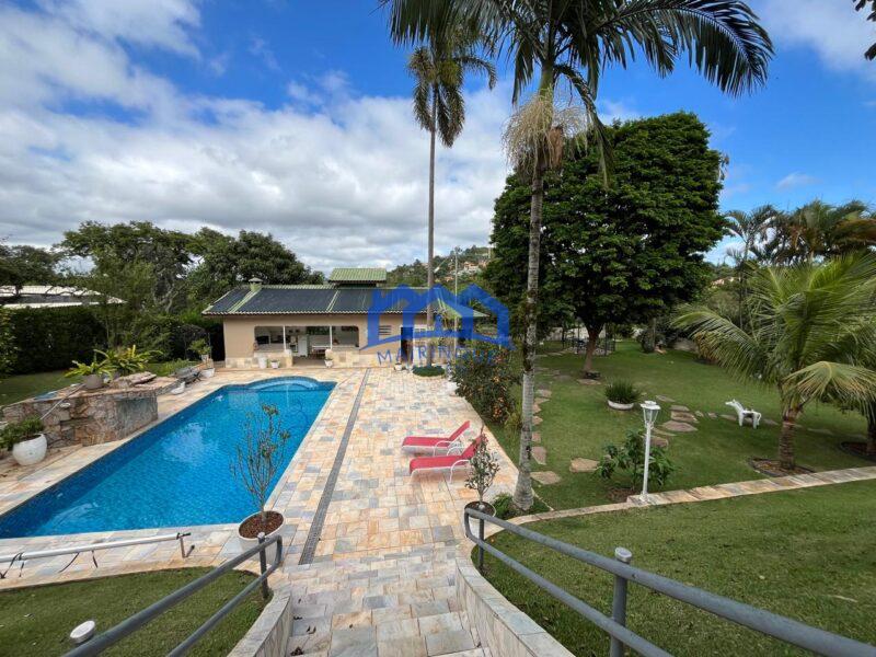 Chácara com 8 quartos e 6 banheiros com 2.600 m² à Venda, por R$ 3.000.000 Cód. ps295