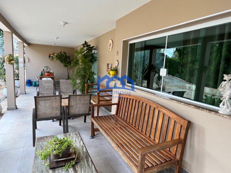 Chácara com 8 quartos e 6 banheiros com 2.600 m² à Venda, por R$ 3.000.000 Cód. ps295