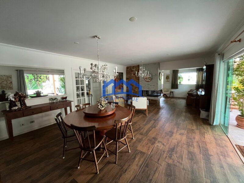 Chácara com 8 quartos e 6 banheiros com 2.600 m² à Venda, por R$ 3.000.000 Cód. ps295