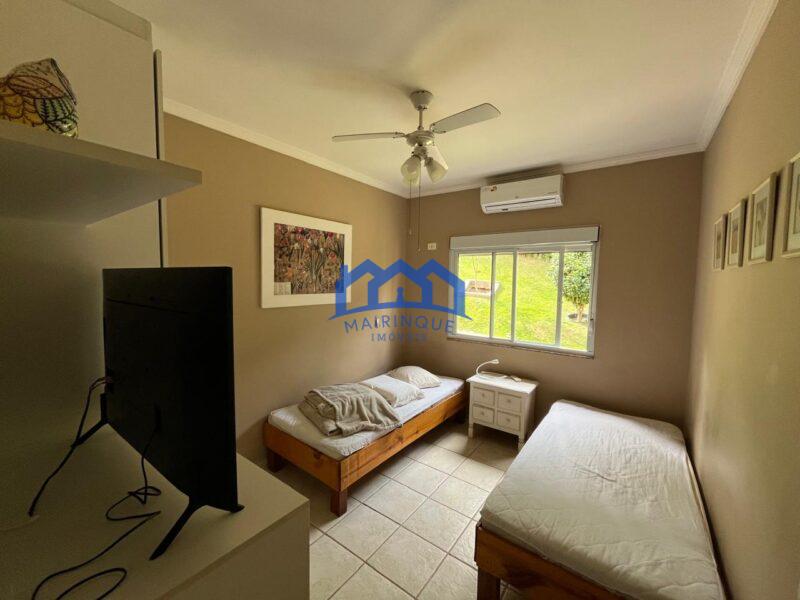 Chácara com 8 quartos e 6 banheiros com 2.600 m² à Venda, por R$ 3.000.000 Cód. ps295