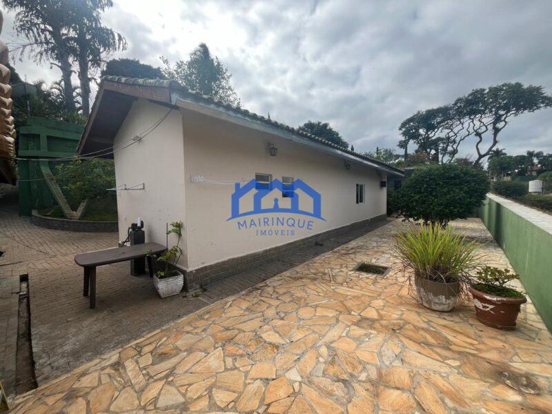 Chácara com 8 quartos e 6 banheiros com 2.600 m² à Venda, por R$ 3.000.000 Cód. ps295