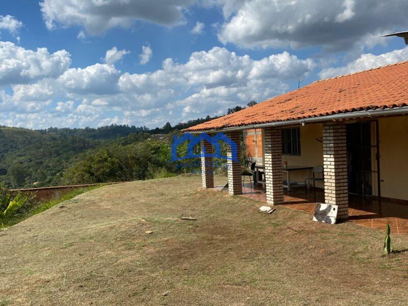 Chácara com 3 quartos e 2 banheiros com 1.700 m², por R$ 280.000 Cód. ch2260