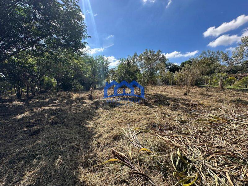 Chácara com 2 quartos e 1 banheiro, 2.000 m² por R$ 280.000 Cód. ch2262