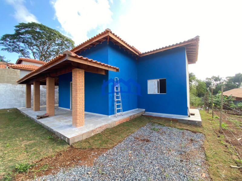 Chácara com 3 quartos e 2 banheiros, 1.250 m² por R$ 590.000 Cód. ch2264