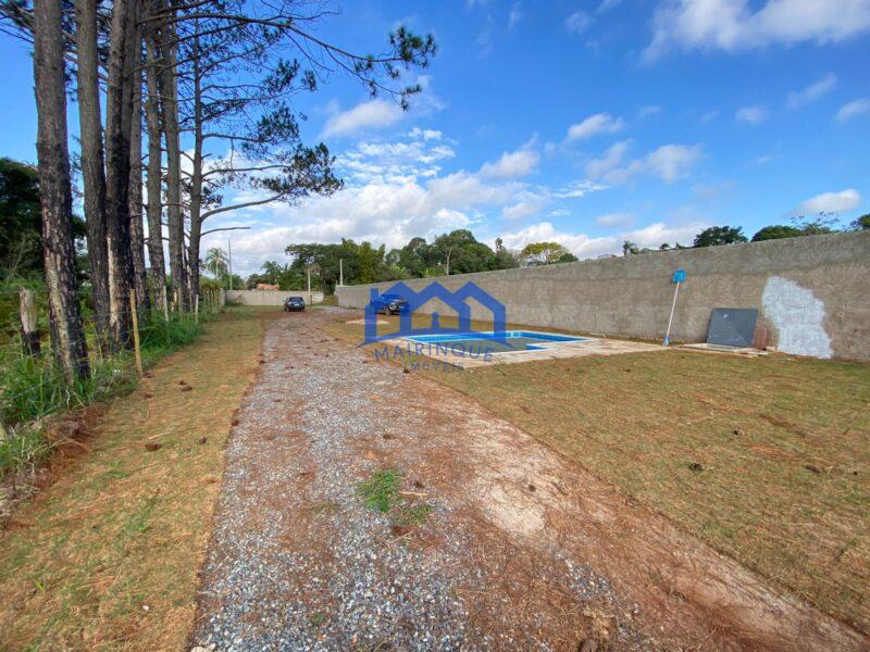 Chácara com 3 quartos e 2 banheiros, 1.250 m² por R$ 590.000 Cód. ch2264