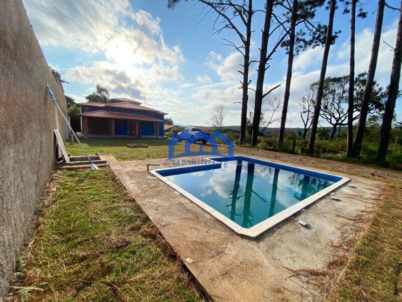 Chácara com 3 quartos e 2 banheiros, 1.250 m² por R$ 590.000 Cód. ch2264