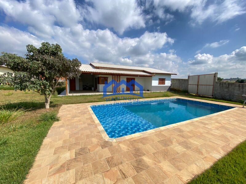 Chácara com 3 quartos e 3 banheiros, 850 m² por R$ 490.000 Cód. ch2265