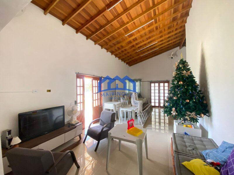 Chácara com 3 quartos e 3 banheiros, 850 m² por R$ 490.000 Cód. ch2265