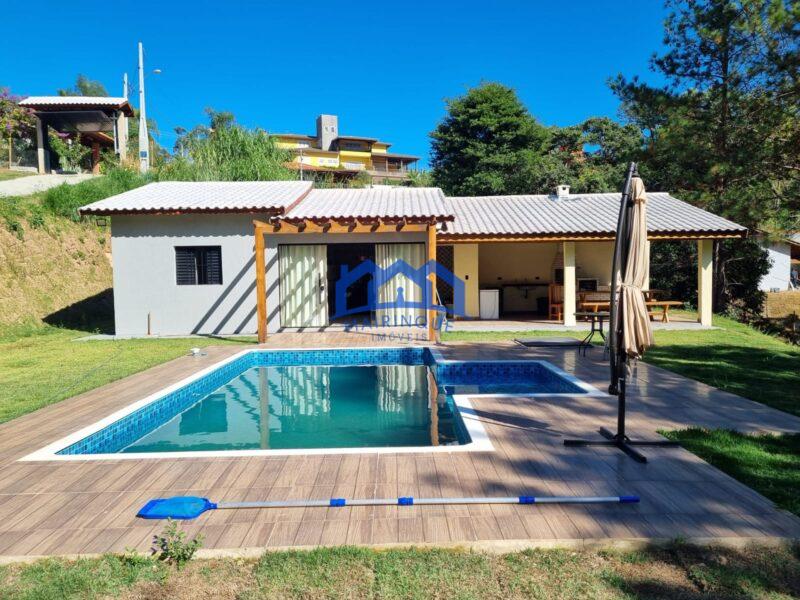 Chácara com 3 quartos e 3 banheiros à Venda, 1.000 m² por R$ 750.000 Cód. ch2268