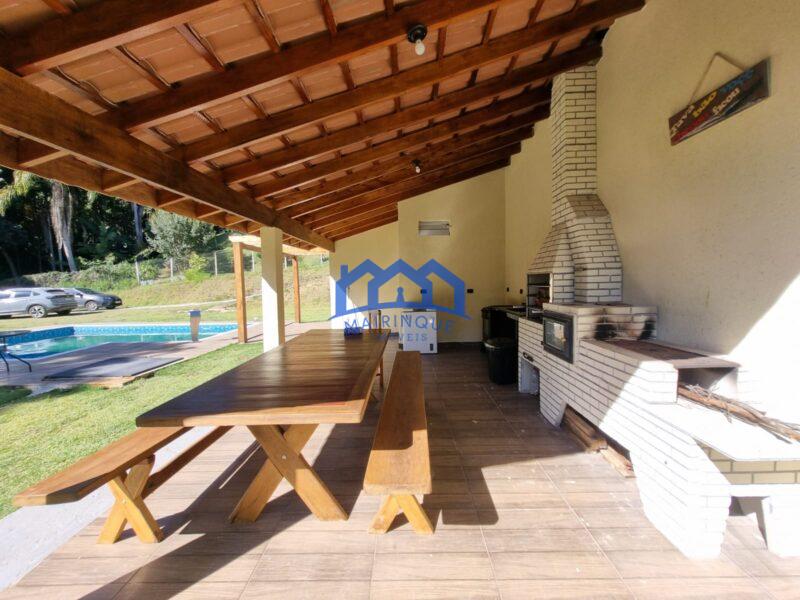 Chácara com 3 quartos e 3 banheiros à Venda, 1.000 m² por R$ 750.000 Cód. ch2268