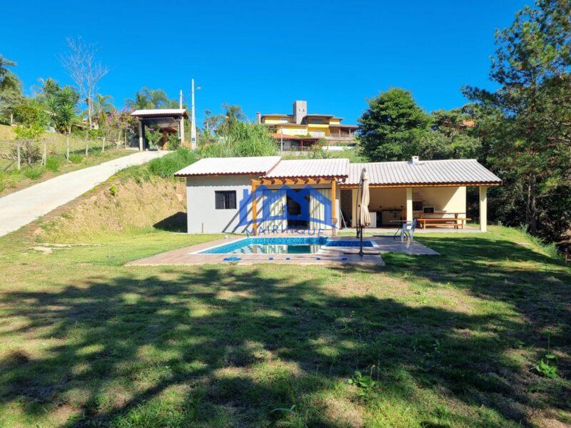 Chácara com 3 quartos e 3 banheiros à Venda, 1.000 m² por R$ 750.000 Cód. ch2268
