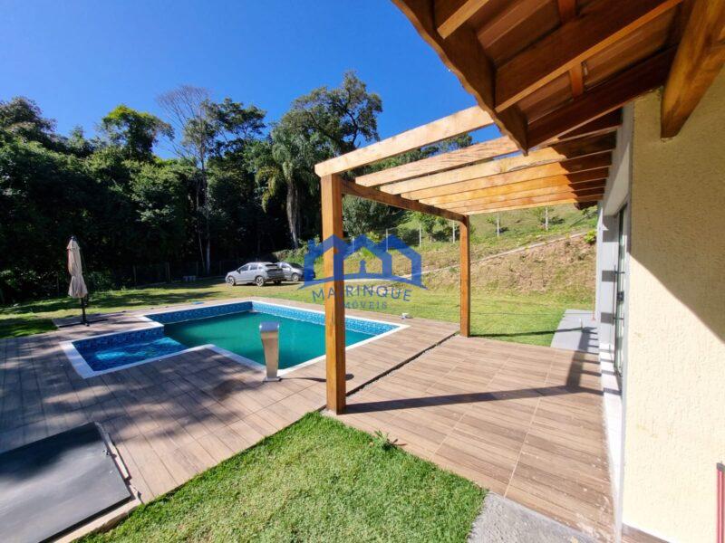 Chácara com 3 quartos e 3 banheiros à Venda, 1.000 m² por R$ 750.000 Cód. ch2268