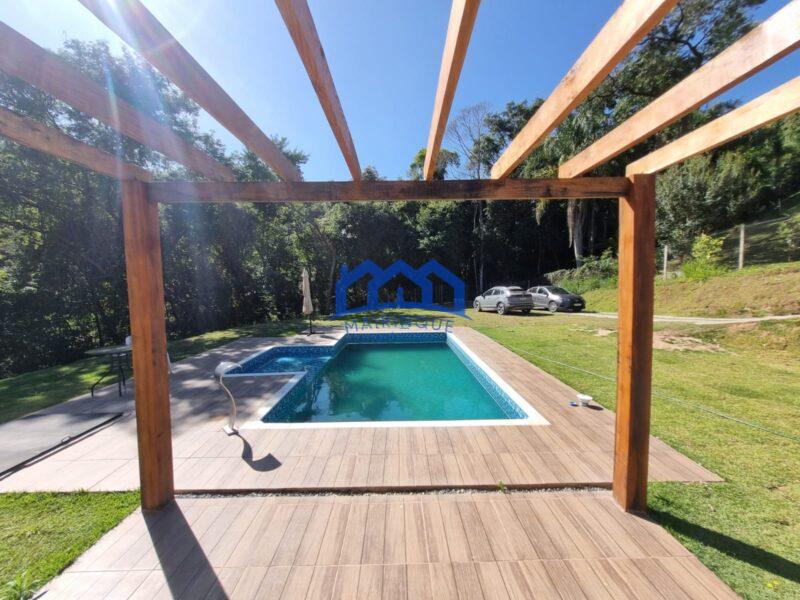 Chácara com 3 quartos e 3 banheiros à Venda, 1.000 m² por R$ 750.000 Cód. ch2268