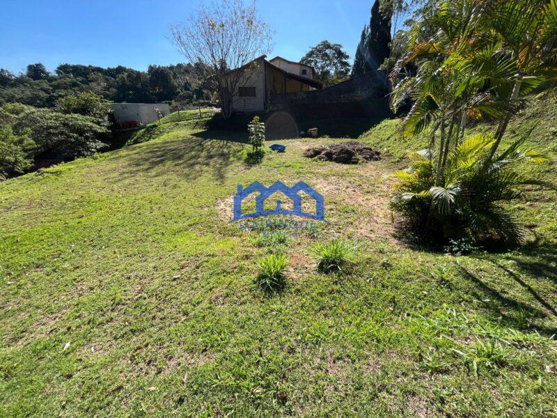 Chácara com 3 quartos e 3 banheiros à Venda, 5.100 m² por R$ 1.600.000 Cód. ch2272