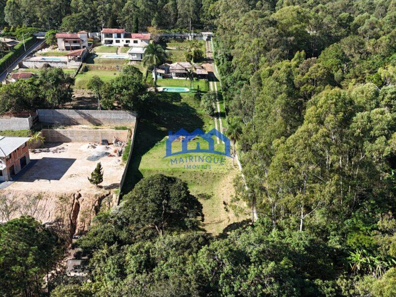 Chácara com 3 quartos e 3 banheiros à Venda, 5.100 m² por R$ 1.600.000 Cód. ch2272