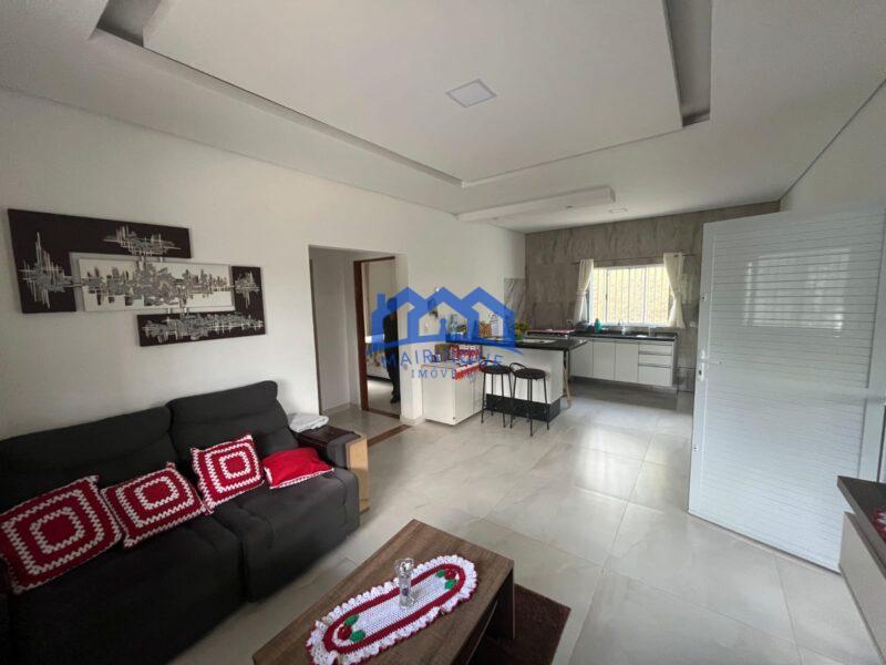Chácara com 2 quartos e 2 banheiros, 800 m² por R$ 550.000 Cód. ch2273