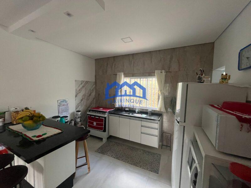 Chácara com 2 quartos e 2 banheiros, 800 m² por R$ 550.000 Cód. ch2273