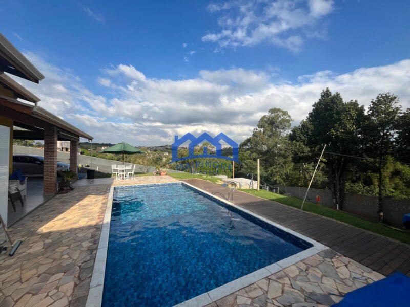 Chácara com 2 quartos e 2 banheiros, 800 m² por R$ 550.000 Cód. ch2273
