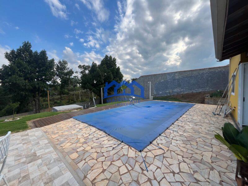 Chácara com 2 quartos e 2 banheiros, 800 m² por R$ 550.000 Cód. ch2273