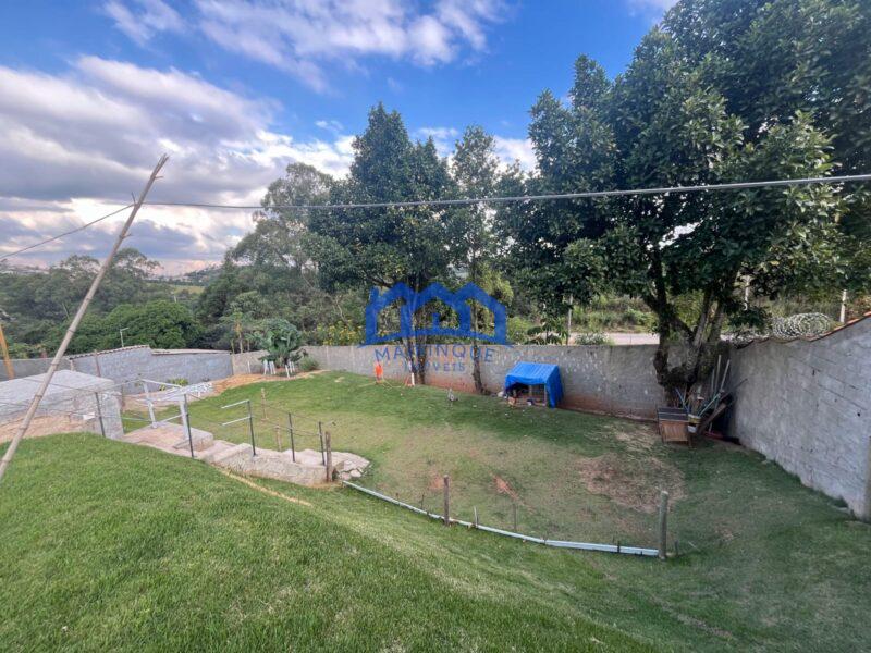 Chácara com 2 quartos e 2 banheiros, 800 m² por R$ 550.000 Cód. ch2273