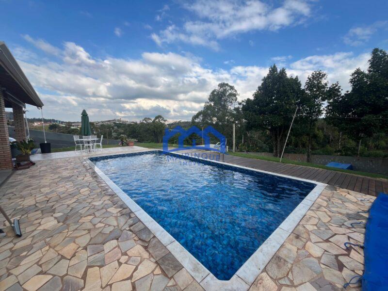 Chácara com 2 quartos e 2 banheiros, 800 m² por R$ 550.000 Cód. ch2273