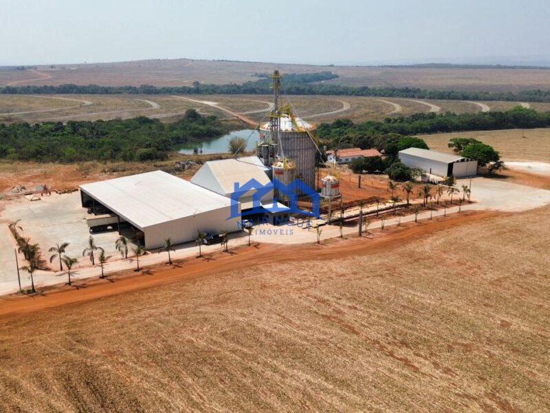 Sitio/Fazenda à Venda, 1.945,40 hectares por R$ 150.000.000 Cód. ch2275