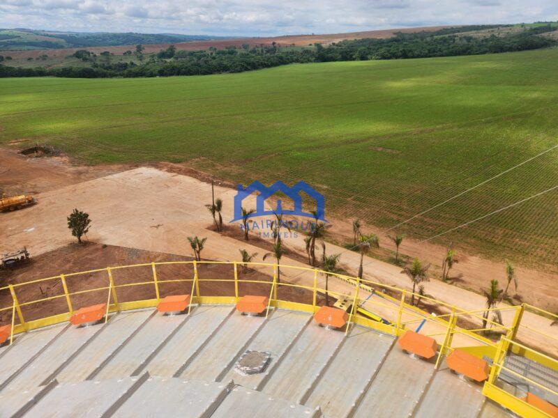 Sitio/Fazenda à Venda, 1.945,40 hectares por R$ 150.000.000 Cód. ch2275