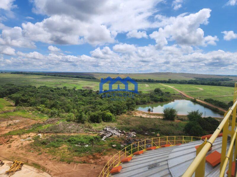 Sitio/Fazenda à Venda, 1.945,40 hectares por R$ 150.000.000 Cód. ch2275