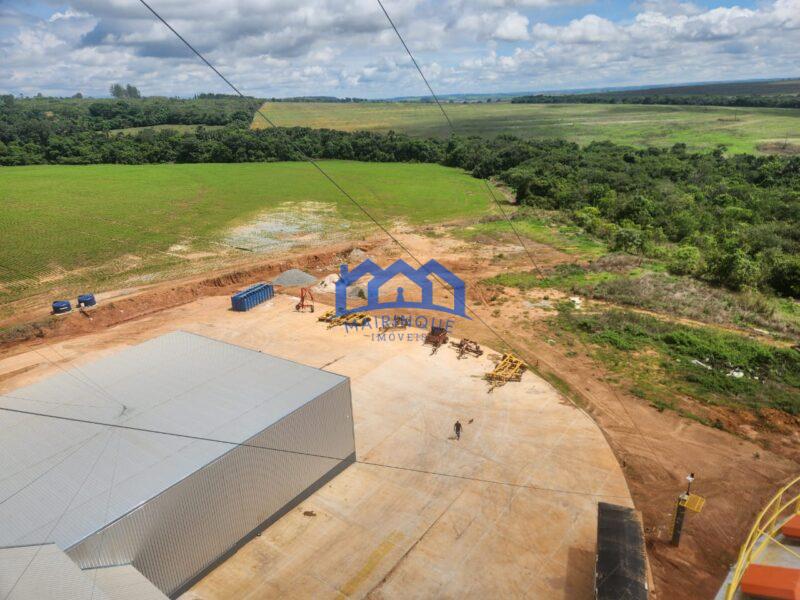 Sitio/Fazenda à Venda, 1.945,40 hectares por R$ 150.000.000 Cód. ch2275