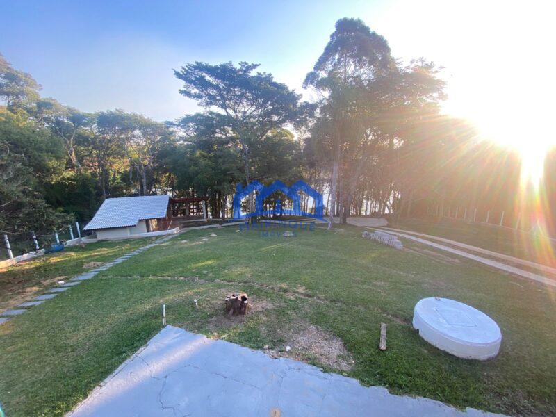 Chácara com 3 quartos e 2 banheiros, 1.320 m² por R$ 1.290.000 Cód. ch2277