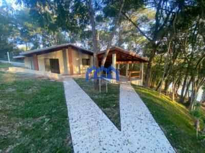 Chácara com 3 quartos e 2 banheiros, 1.320 m² por R$ 1.290.000 Cód. ch2277