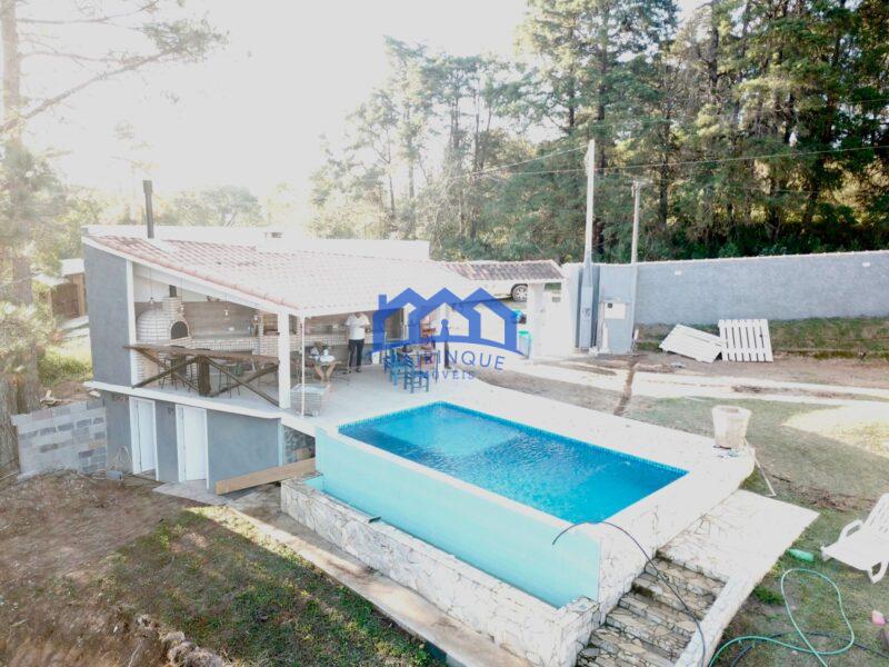 Chácara com 5 quartos e 4 banheiros, 2.000 m² por R$ 1.680.000 Cód. ch2278