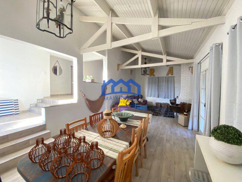 Chácara com 5 quartos e 4 banheiros, 2.000 m² por R$ 1.680.000 Cód. ch2278