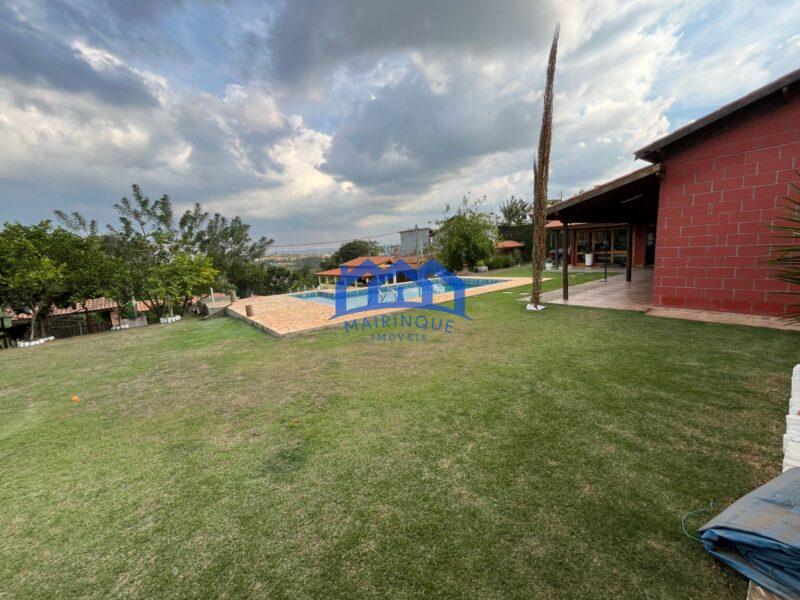 Chácara com 2 quartos e 4 banheiros, 1.000 m² por R$ 800.000 Cód. ch2280