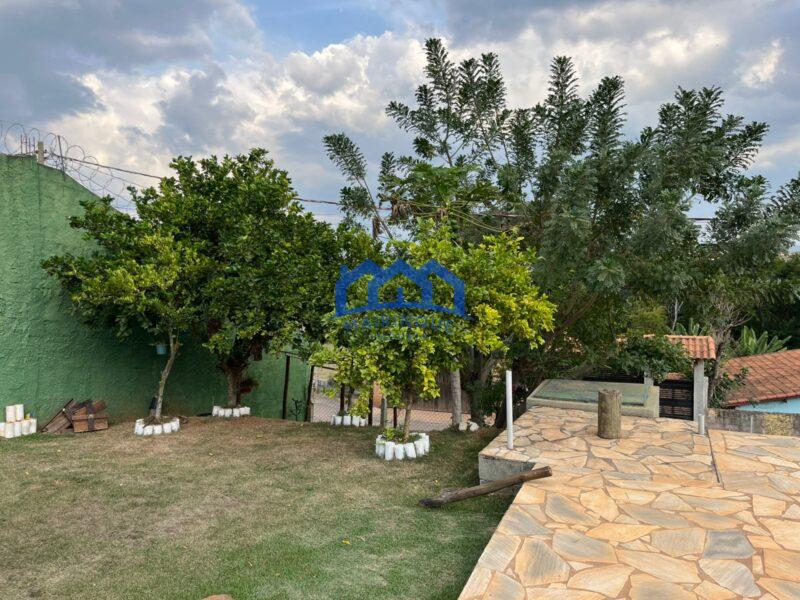 Chácara com 2 quartos e 4 banheiros, 1.000 m² por R$ 800.000 Cód. ch2280