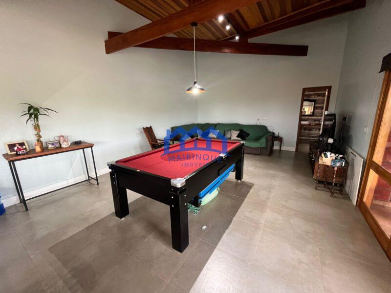 Chácara com 2 quartos e 4 banheiros, 1.000 m² por R$ 800.000 Cód. ch2280