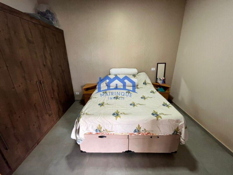 Chácara com 2 quartos e 4 banheiros, 1.000 m² por R$ 800.000 Cód. ch2280