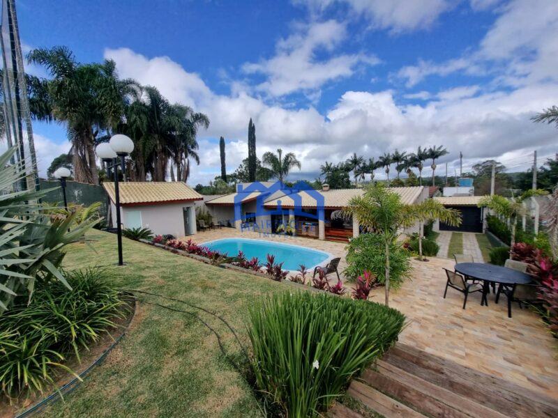 Chácara com 2 quartos e 4 banheiros, 1.000 m² por R$ 550.000 Cód. ch2283