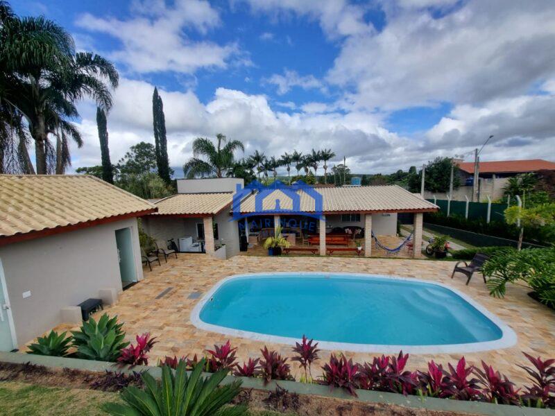 Chácara com 2 quartos e 4 banheiros, 1.000 m² por R$ 550.000 Cód. ch2283