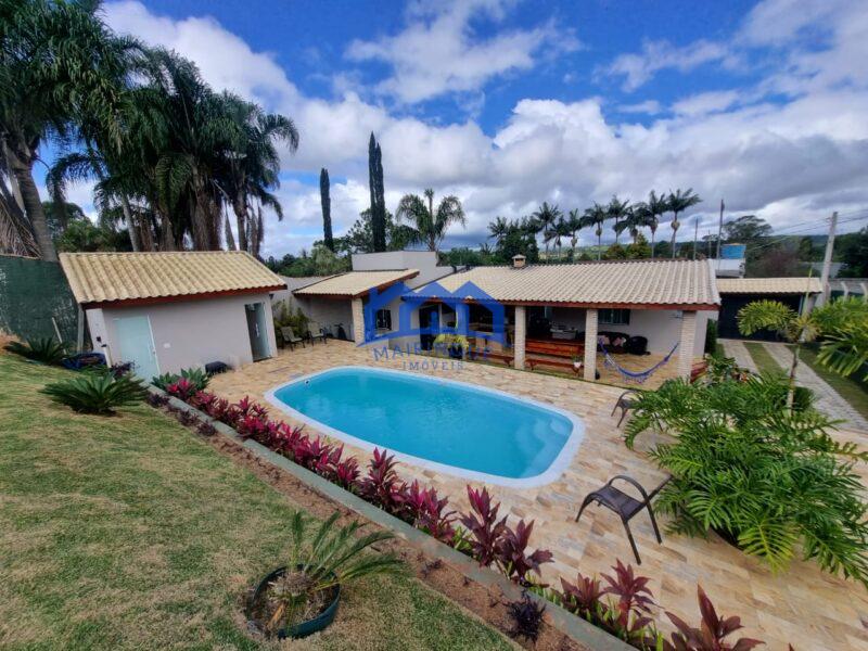 Chácara com 2 quartos e 4 banheiros, 1.000 m² por R$ 550.000 Cód. ch2283