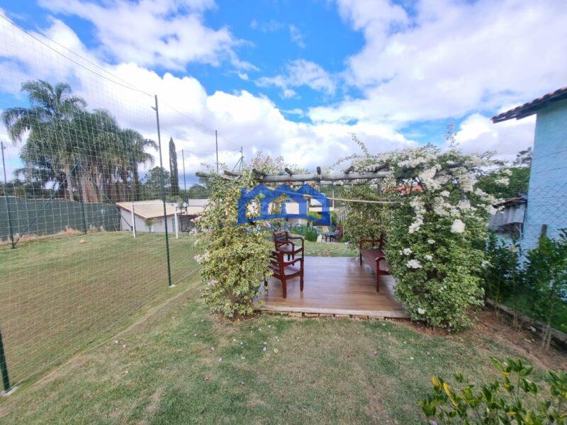 Chácara com 2 quartos e 4 banheiros, 1.000 m² por R$ 550.000 Cód. ch2283