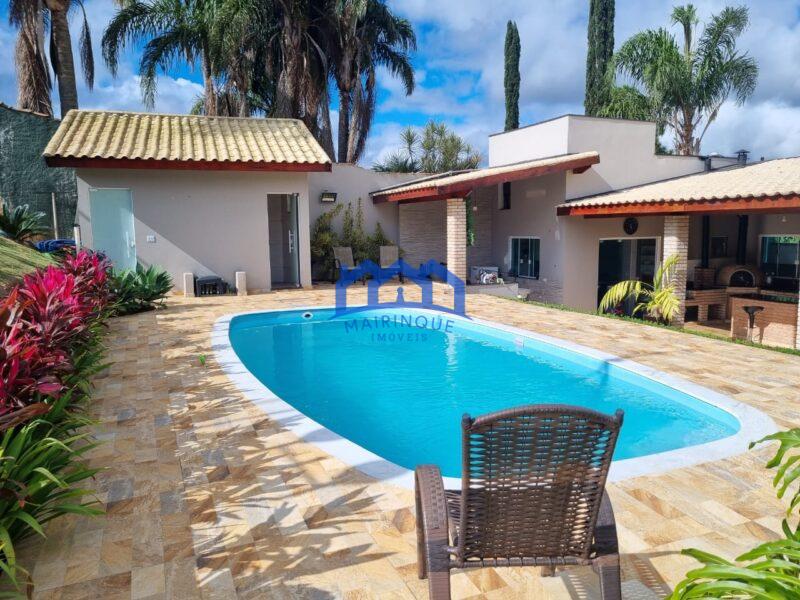 Chácara com 2 quartos e 4 banheiros, 1.000 m² por R$ 550.000 Cód. ch2283