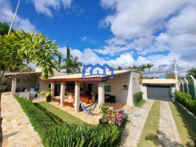 Chácara com 2 quartos e 4 banheiros, 1.000 m² por R$ 550.000 Cód. ch2283