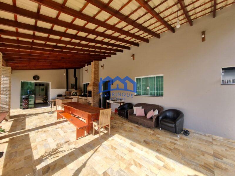 Chácara com 2 quartos e 4 banheiros, 1.000 m² por R$ 550.000 Cód. ch2283